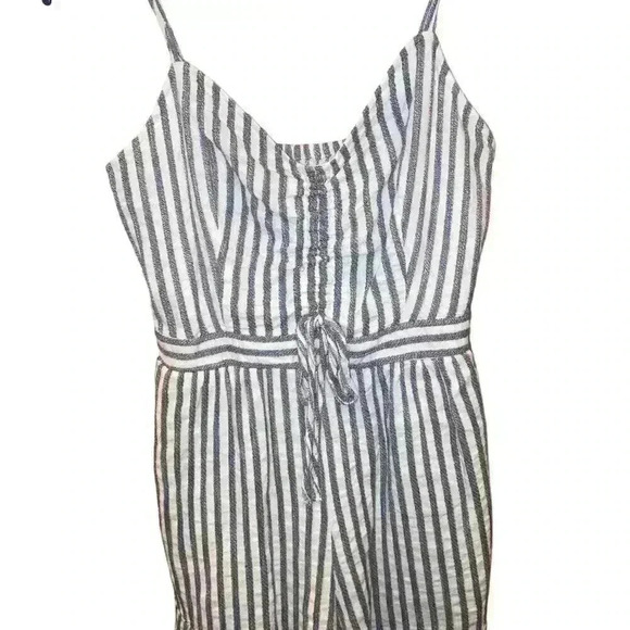 American Eagle Pinstripe Romper One Piece stripes Size XS - Picture 3 of 14
